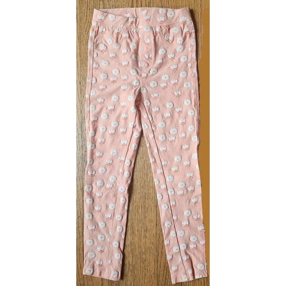 Reserved peach legging with flower print girls size 110cm/ 5T